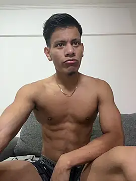 bbchocolate27 online show from April 2026 10:33:02 PM