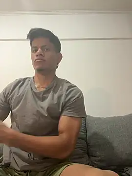 bbchocolate27 online show from April 2026 11:31:01 PM