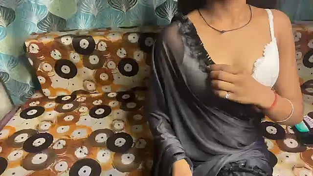 Snapshot of shuhana_ chatting on April 2026 04:59:02 AM shuhana online show from April 2026 04:59:02 AM