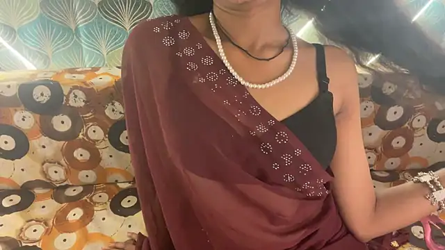 shuhana  online show from November 2025 04:57:02 AM