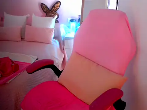 aubade246 online show from October 2025 09:28:02 AM