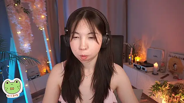Sarah Son online show from March 2025 05:22:02 AM