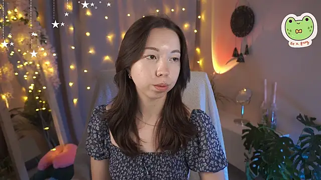 Sarah Son online show from September 2025 05:57:01 AM
