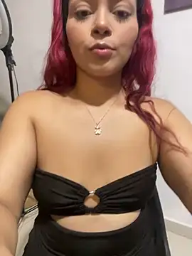 redgirlofficial online show from May 2026 04:08:01 AM