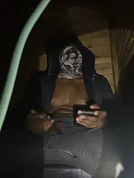 Gifttheskimaskboy online show from February 2026 11:48:01 PM