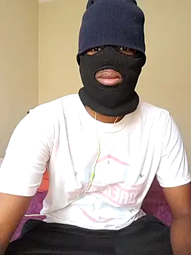 Snapshot of Gifttheskimaskboy chatting on February 2025 09:00:02 AM Gifttheskimaskboy online show from February 2025 09:00:02 AM