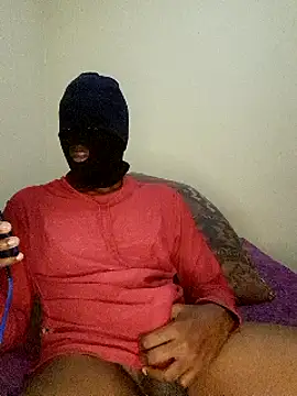 Snapshot of Gifttheskimaskboy chatting on March 2025 04:19:01 AM Gifttheskimaskboy online show from March 2025 04:19:01 AM
