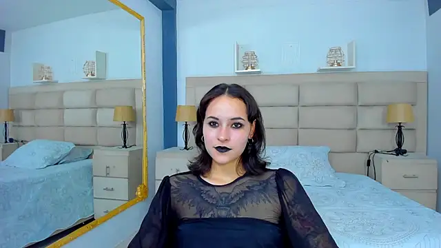 AnnyThompson  online show from September 2025 09:03:01 PM
