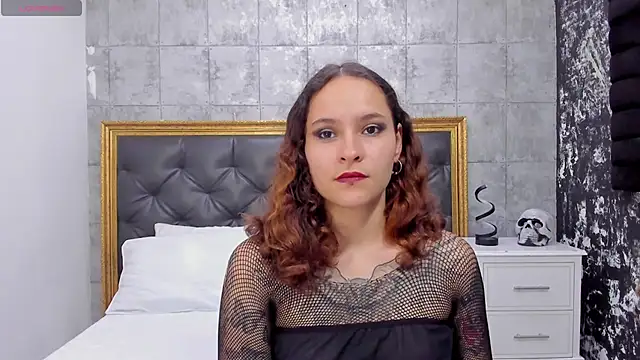 AnnyThompson  online show from March 2025 08:10:02 PM