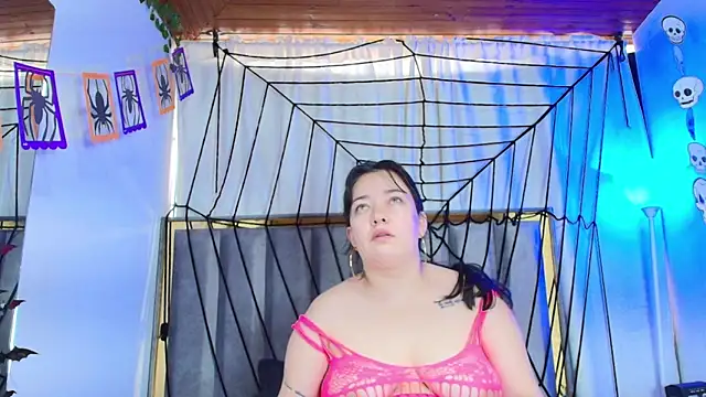 Zoe Curvy online show from October 2025 12:40:02 PM