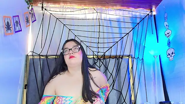 Snapshot of Zoe_Curvy chatting on October 2025 12:37:01 PM Zoe Curvy online show from October 2025 12:37:01 PM