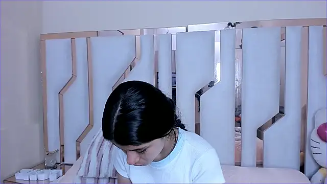 TifanyChill online show from November 2025 07:03:03 PM