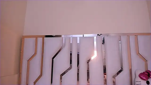 TifanyChill online show from November 2025 07:07:02 PM