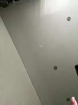 Kristis43 online show from December 2025 11:34:02 AM