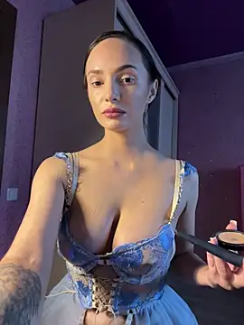 Snapshot of Kristis43 chatting on May 2026 04:50:02 PM Kristis43 online show from May 2026 04:50:02 PM