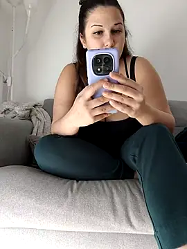 Snapshot of minette-sexy chatting on February 2025 09:05:02 PM minette-sexy online show from February 2025 09:05:02 PM