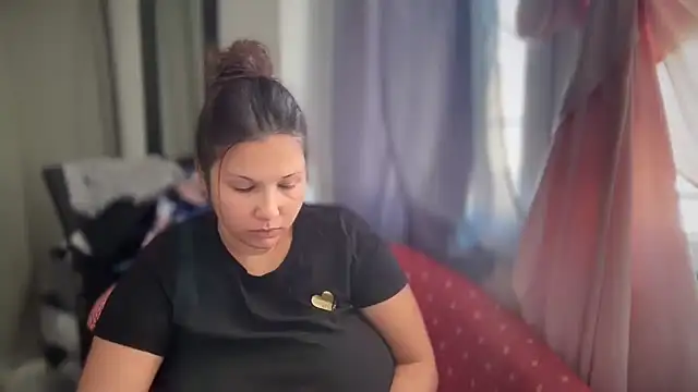 Snapshot of minette-sexy chatting on September 2025 09:24:02 AM minette-sexy online show from September 2025 09:24:02 AM