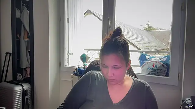 Snapshot of minette-sexy chatting on November 2025 11:54:01 AM minette-sexy online show from November 2025 11:54:01 AM