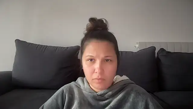 Snapshot of minette-sexy chatting on November 2025 12:54:01 PM minette-sexy online show from November 2025 12:54:01 PM