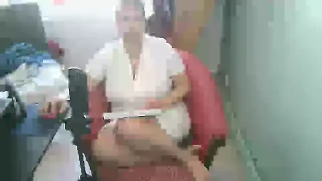 Snapshot of minette-sexy chatting on March 2025 09:56:01 AM minette-sexy online show from March 2025 09:56:01 AM