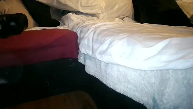 lukasdie online show from April 2026 01:46:01 AM