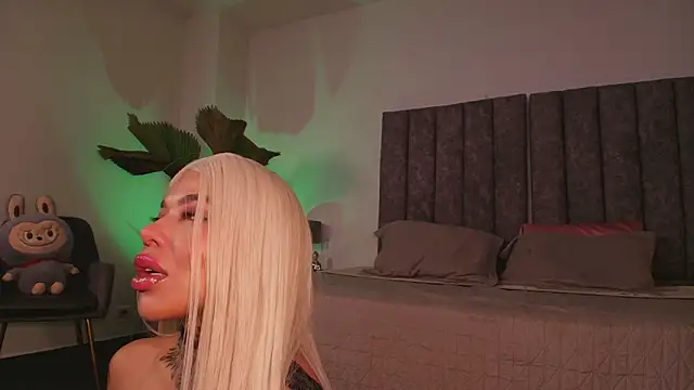 milaivanova online show from March 2026 11:47:01 AM