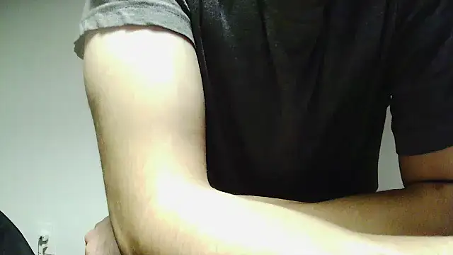 L0cKyseven77 online show from September 2025 12:38:01 AM