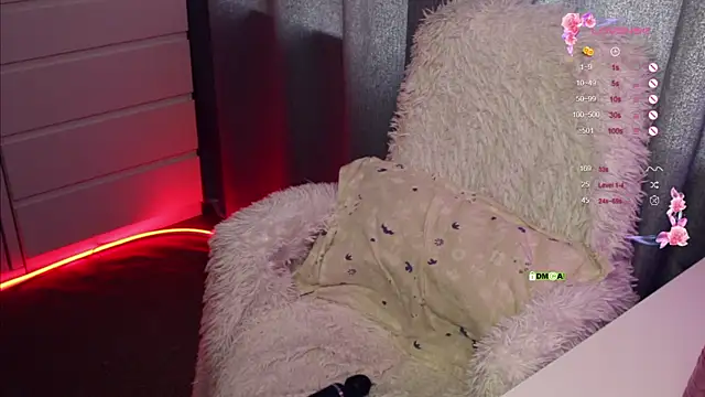 Snapshot of oceaneyesbb chatting on March 2025 01:29:01 PM oceaneyesbb online show from March 2025 01:29:01 PM