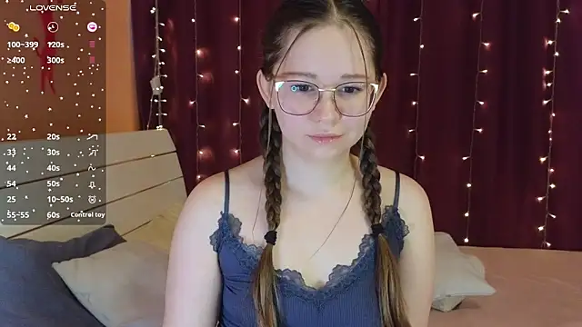 Snapshot of AnastasiiaFox chatting on December 2025 07:55:01 AM AnastasiiaFox online show from December 2025 07:55:01 AM