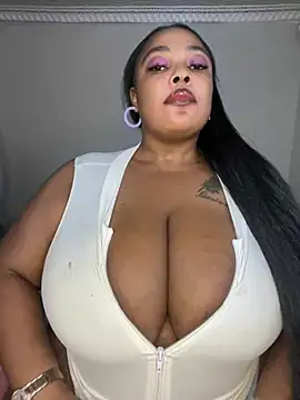 Katamia25 online show from January 2025 11:07:01 PM