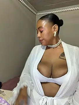 Katamia25 online show from May 2026 05:38:01 AM