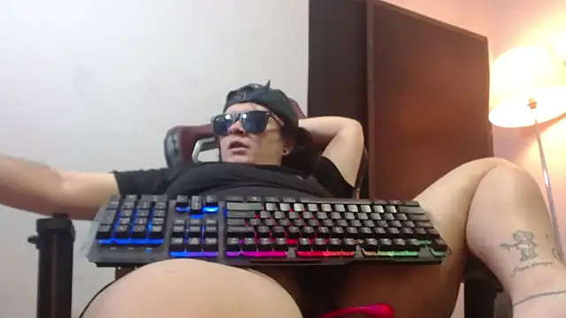 snowflake xxx online show from November 2025 09:14:01 AM