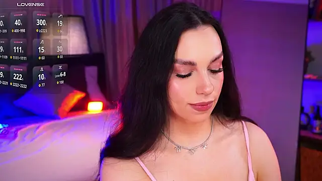 LunaNight online show from March 2026 08:32:01 PM