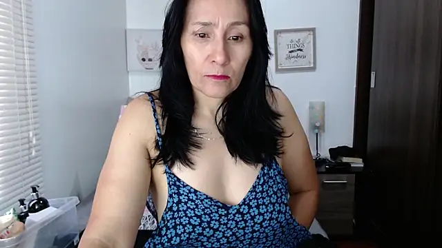 Maira B online show from February 2026 03:43:02 PM