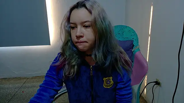 Snapshot of WandaDoll chatting on March 2026 12:05:01 PM WandaDoll online show from March 2026 12:05:01 PM