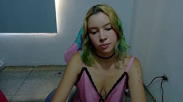 WandaDoll online show from February 2026 12:06:02 PM