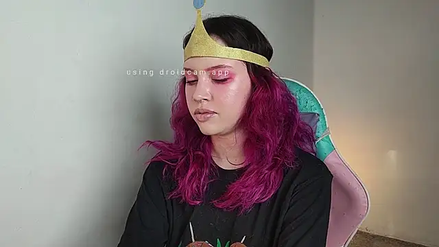 WandaDoll online show from November 2025 12:00:02 PM