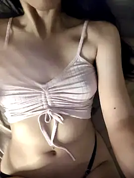 Snapshot of Pamwuw chatting on November 2025 04:11:01 AM Pamwuw online show from November 2025 04:11:01 AM