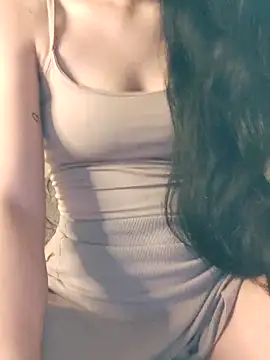 Snapshot of Pamwuw chatting on October 2025 10:59:01 AM Pamwuw online show from October 2025 10:59:01 AM