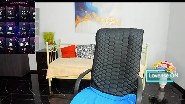 Julia Dean online show from March 2026 01:33:02 PM