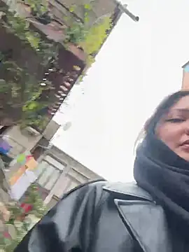 Snapshot of BabeRainbow chatting on December 2024 11:48:01 AM BabeRainbow online show from December 2024 11:48:01 AM