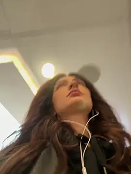 Snapshot of BabeRainbow chatting on September 2025 10:09:02 AM BabeRainbow online show from September 2025 10:09:02 AM