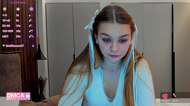 Molly sweetie online show from November 2025 07:30:01 AM