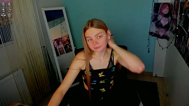 Snapshot of Molly_sweetie chatting on February 2025 06:58:02 AM Molly sweetie online show from February 2025 06:58:02 AM