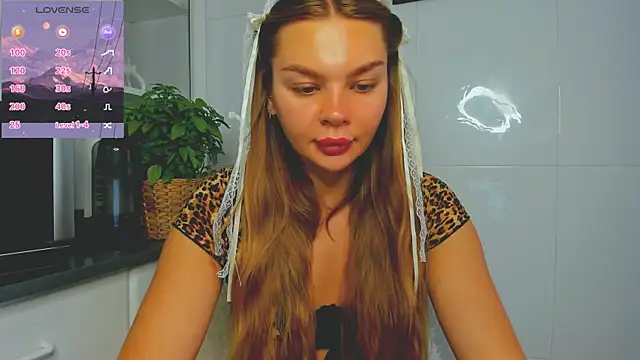 Molly sweetie online show from June 2026 06:41:02 AM