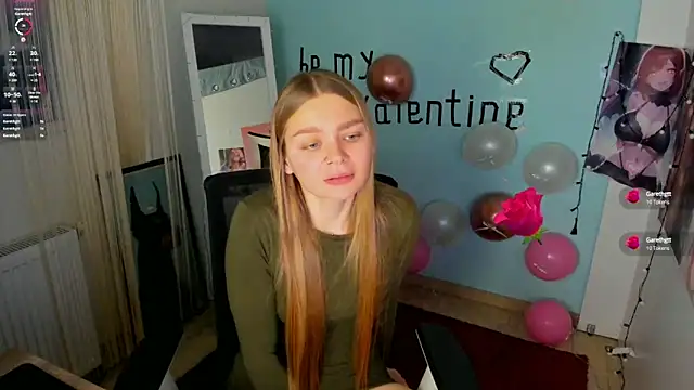 Snapshot of Molly_sweetie chatting on February 2025 10:07:01 AM Molly sweetie online show from February 2025 10:07:01 AM