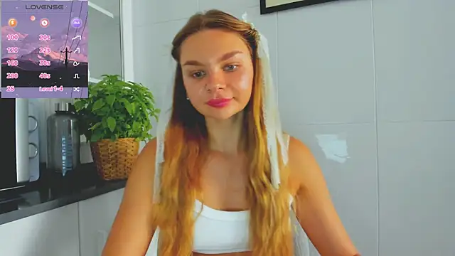 Molly sweetie online show from June 2026 06:20:01 AM