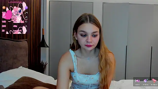 Molly sweetie online show from October 2025 07:17:02 AM