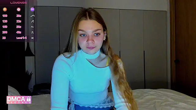 Molly sweetie online show from December 2025 07:18:02 AM