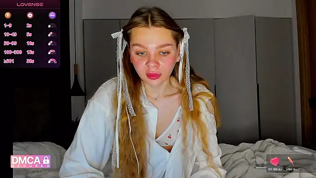 Molly sweetie online show from January 2026 07:23:02 AM